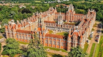 Showcasing life at Royal Holloway
