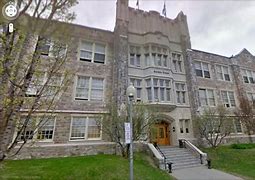Selwyn House School
