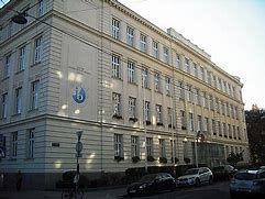 Danube International School