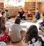 Otkrivatel Montessori School