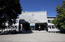 École Joseph François Perrault