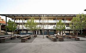 Roseville College
