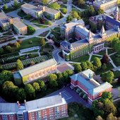 圣十字学院