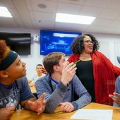 东方门诺派大学
