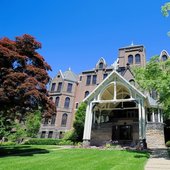 斯腾山大学